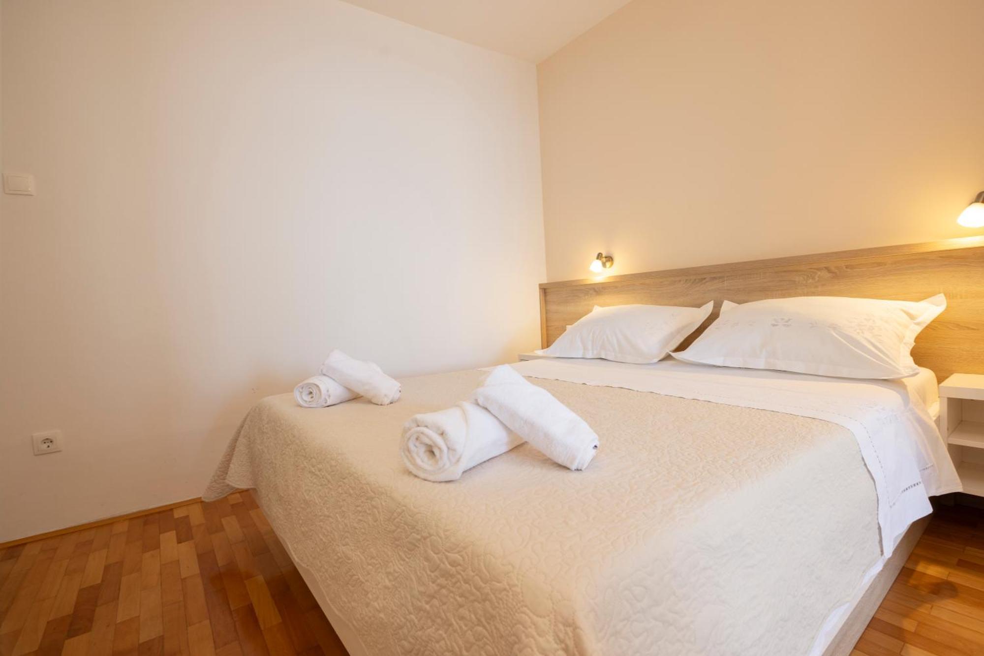 Apartmans Lale