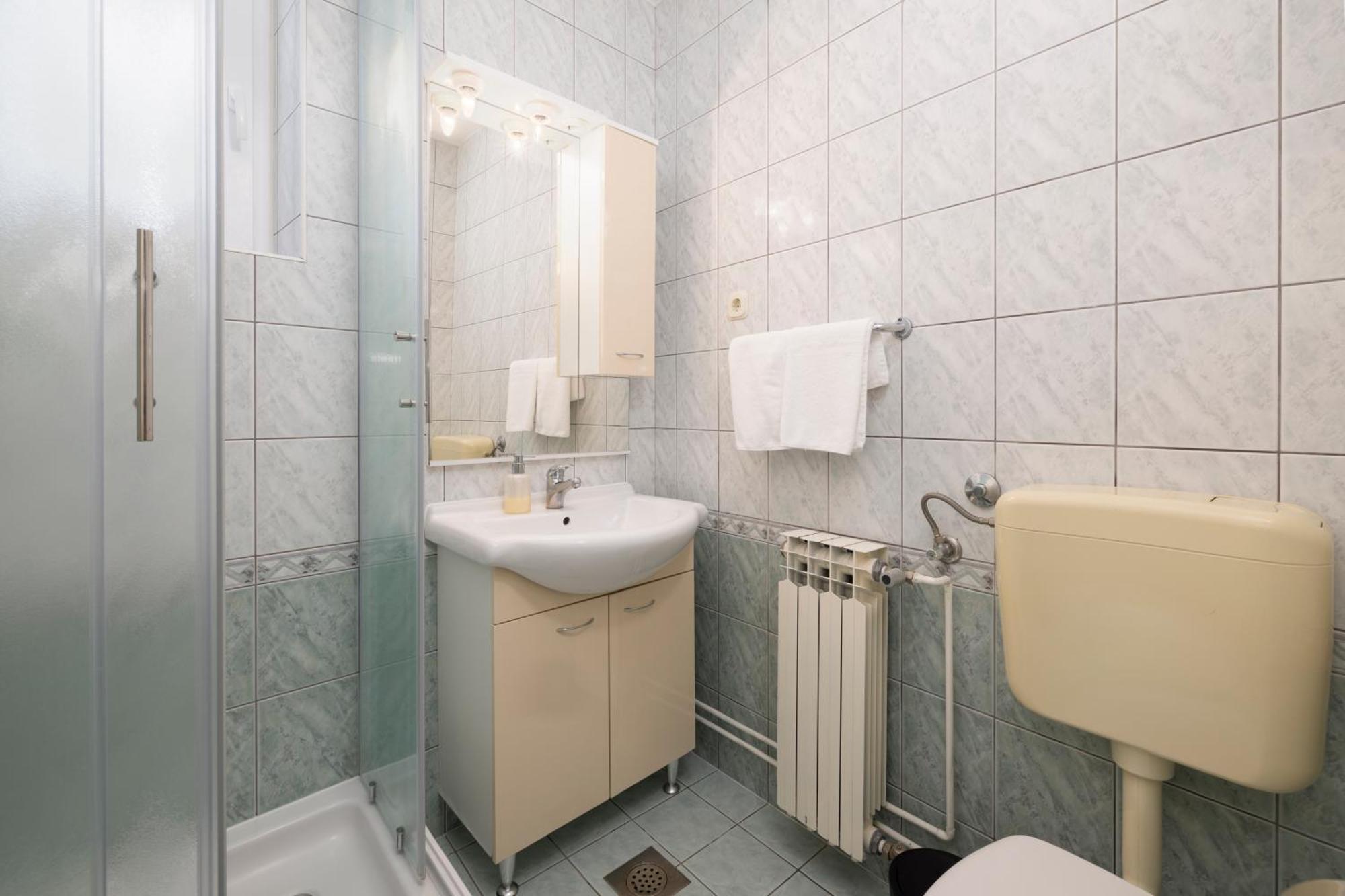 Apartmans Lale