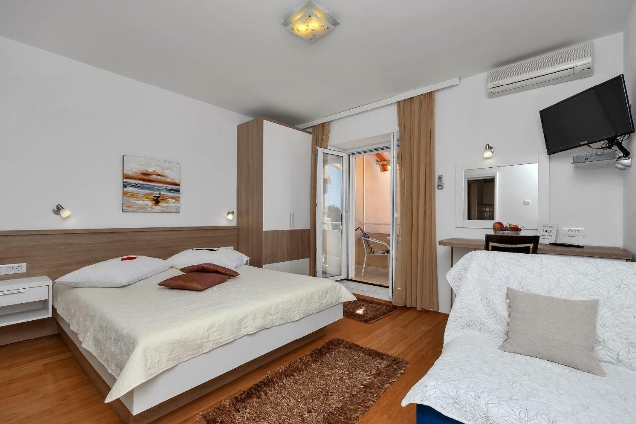 Apartment Apartmans Lale Brela